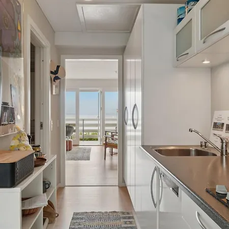 Omund - 100m From The Sea By Interhome Appartement *